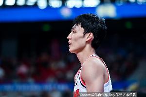 不在状态！徐杰11中2仅拿6分1板6助 前八投全丢&amp;正负值-17