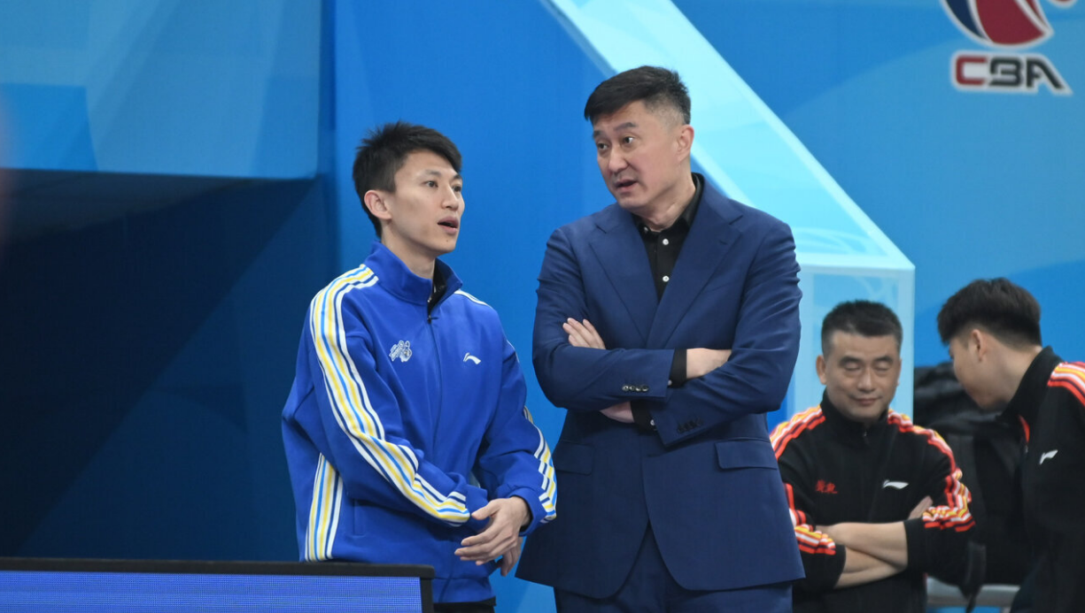 app下载-古德温控诉杜锋教唆球员使坏 山西外援拱火：他们用犯规找乐子